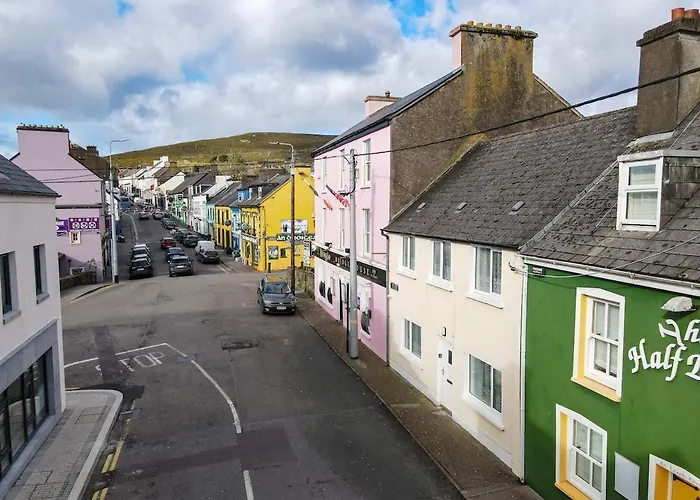 Casa de Férias Large Townhouse At The Bridge - Town Centre Dingle